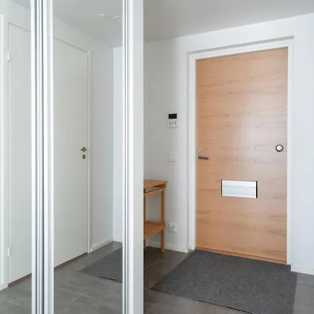 Apartment Sauna, Balcony, Wifi, Trainstation, Mall Of Tripla