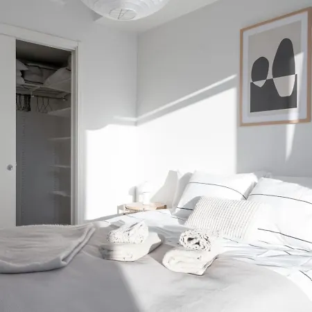 Sauna, Balcony, Wifi, Trainstation, Mall Of Tripla Apartment Helsinki