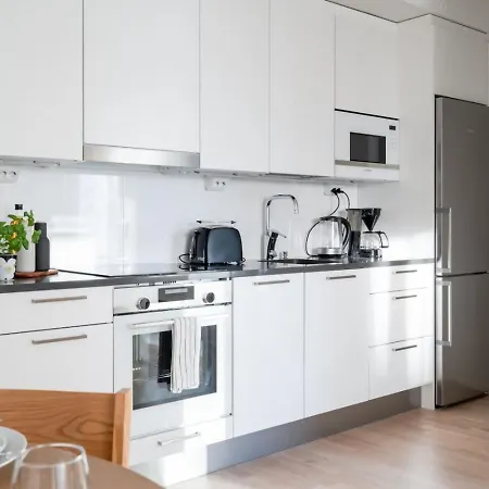 Apartment Sauna, Balcony, Wifi, Trainstation, Mall Of Tripla Helsinki