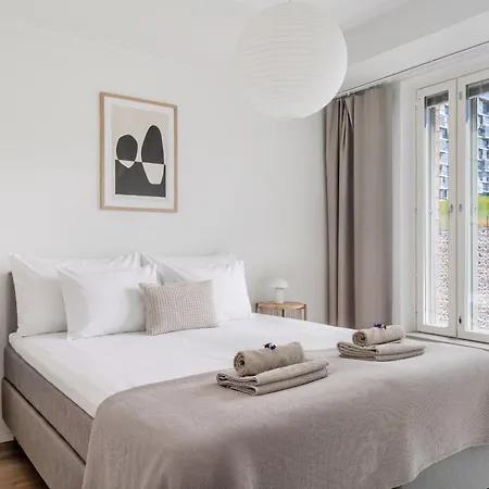 Sauna, Balcony, Wifi, Trainstation, Mall Of Tripla Apartment *