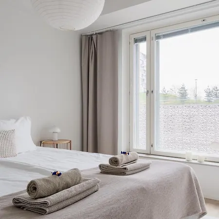 Appartement Sauna, Balcony, Wifi, Trainstation, Mall Of Tripla *