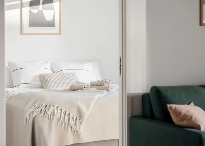 Sauna, Balcony, Wifi, Trainstation, Mall Of Tripla *