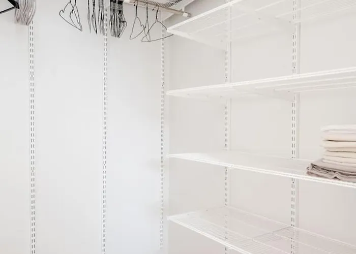 Sauna, Balcony, Wifi, Trainstation, Mall Of Tripla Apartamento *